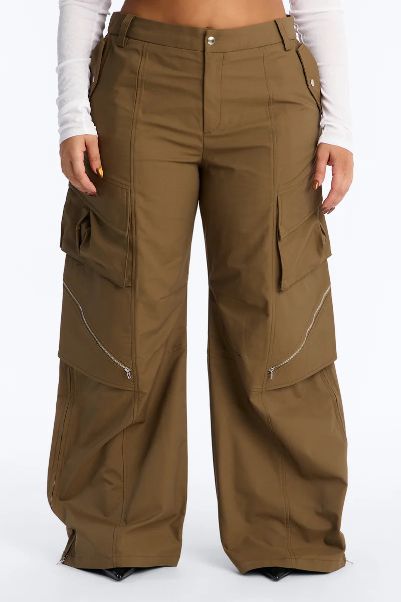 Don't Call Me Windbreaker Wide Leg Cargo Pant 33 - Military Green