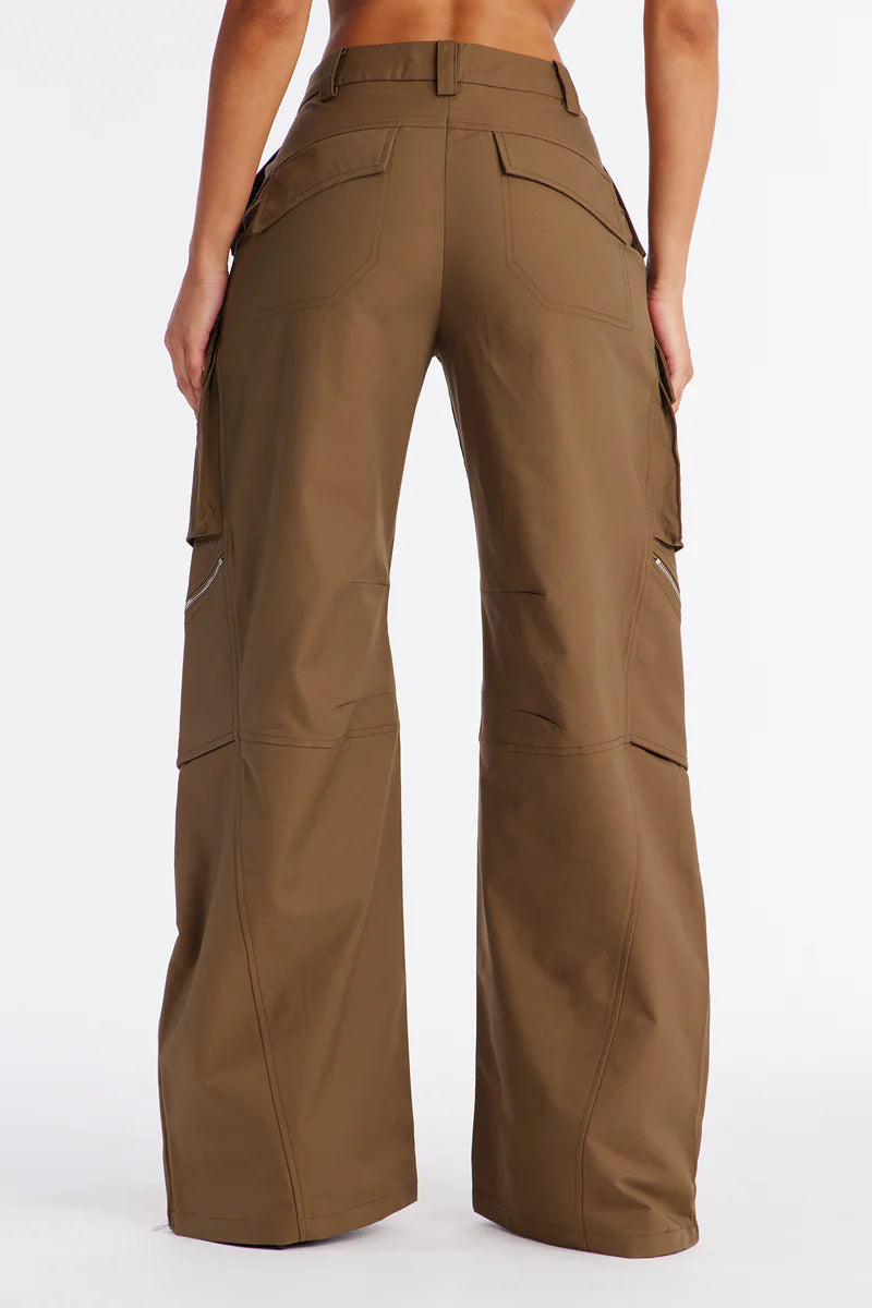 Don't Call Me Windbreaker Wide Leg Cargo Pant 33 - Military Green