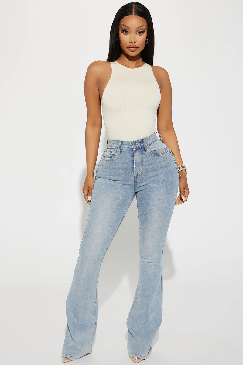 San Diego Sculpting Stretch Flare Jeans - Light Wash