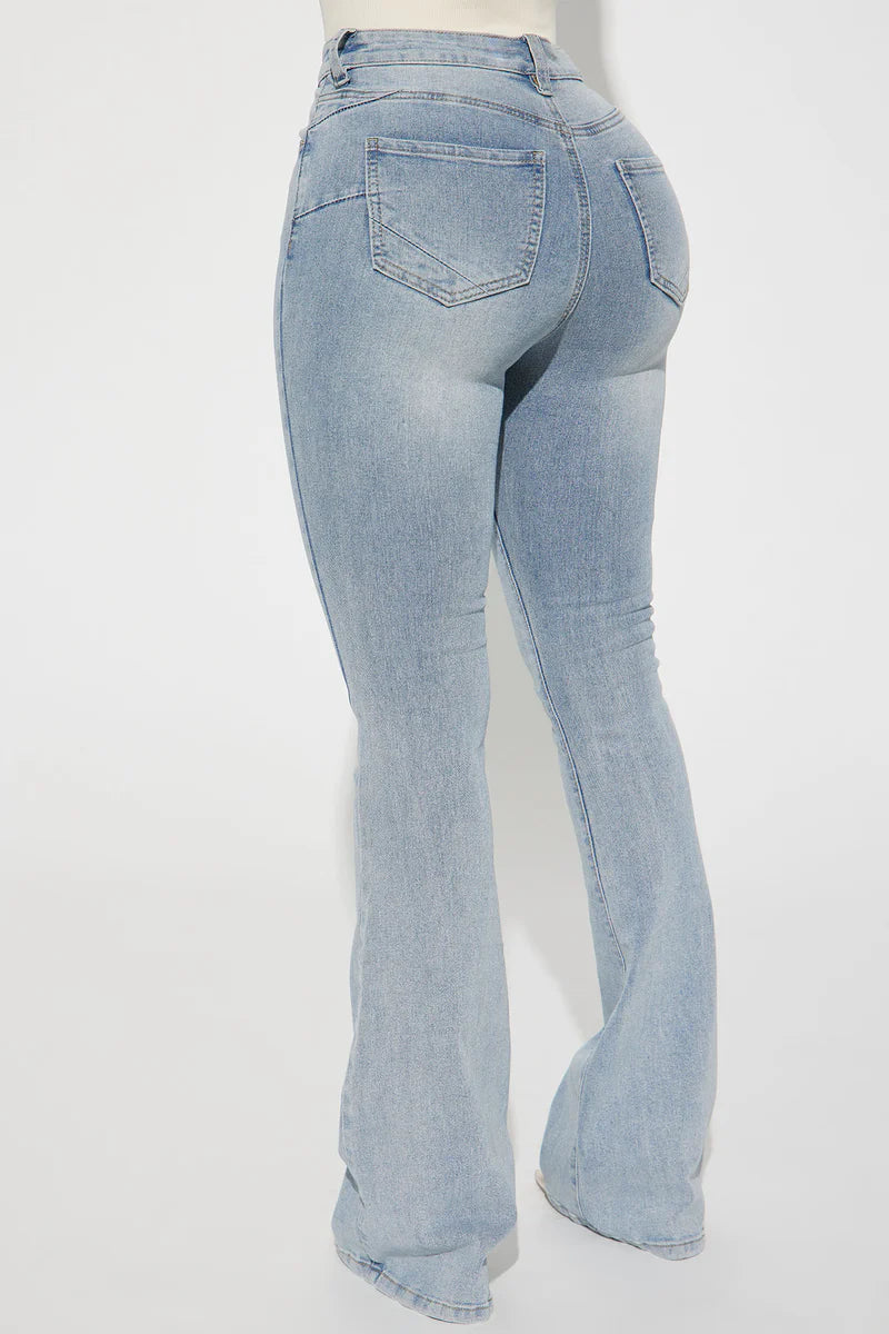 San Diego Sculpting Stretch Flare Jeans - Light Wash