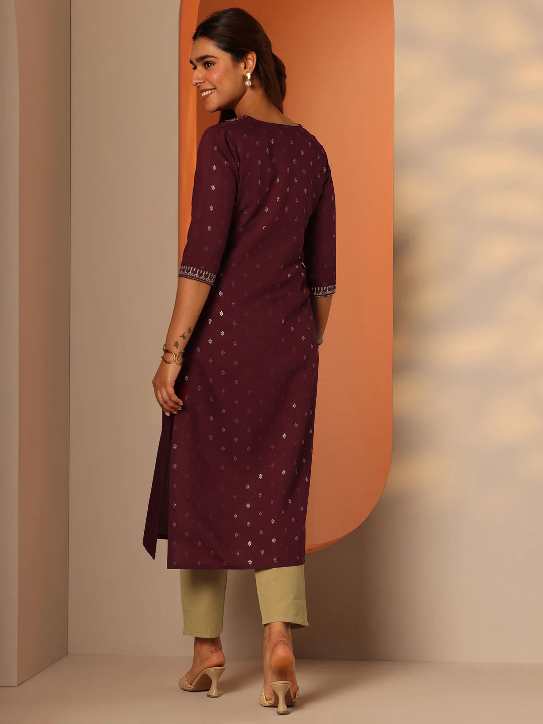 Maroon Printed Silk Blend Straight Kurta