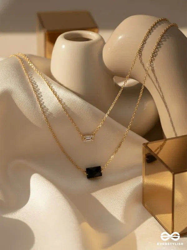 The Dark Reflection- Golden Layered Necklace With Anti-Tarnish Coating