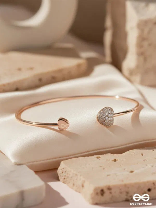 Golden Heart Rhinestone Bracelet